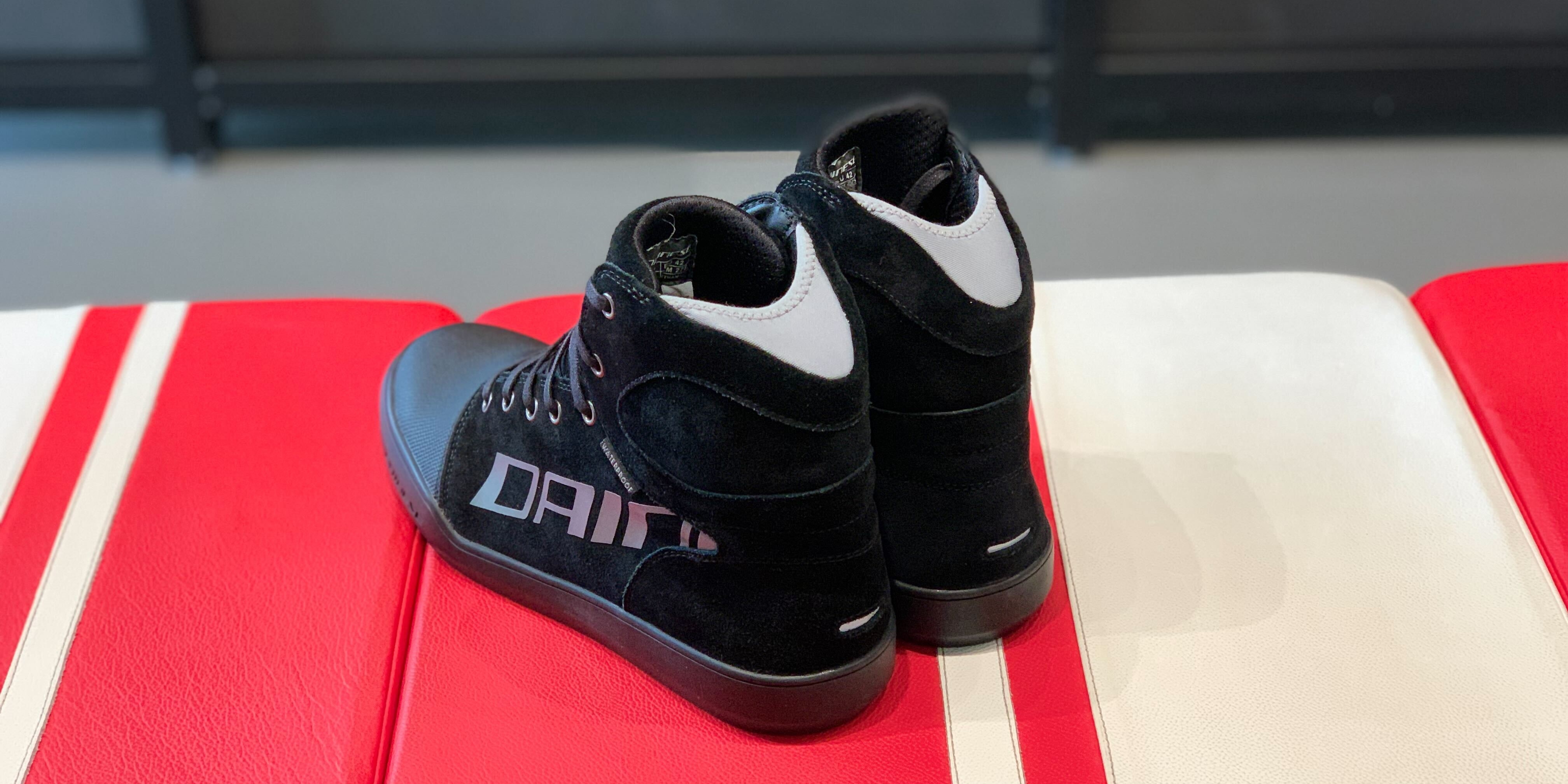 大人気の防水シューズを徹底比較！